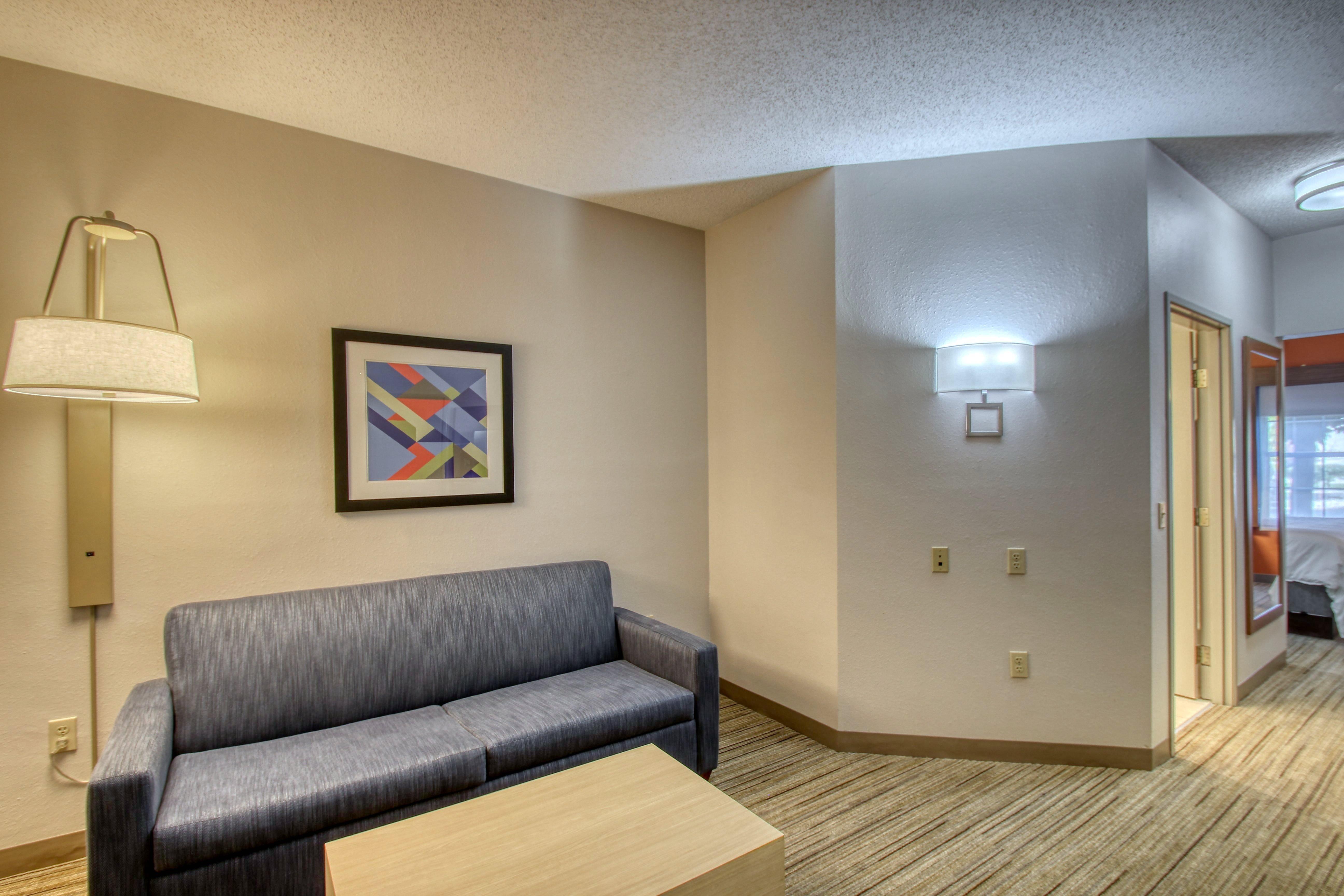 Holiday Inn Express Hotel & Suites Oshkosh - State Route 41 By Ihg Экстерьер фото